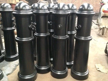 Decorative Road Cast Iron Bollards Removable Black Color 190 * 850cm